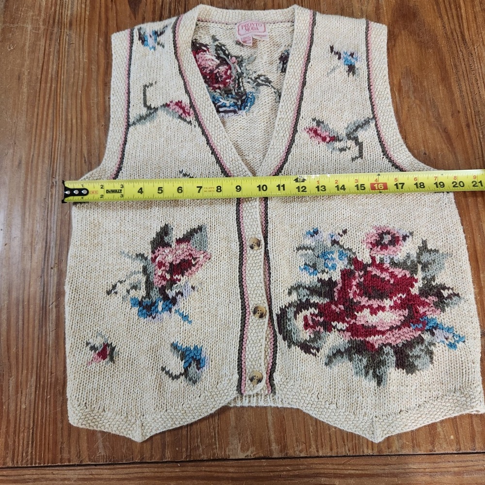 Vintage Pronto Moda Beige Hand Knit Floral‎ Vest Button Front V-Neck Size Medium View 6